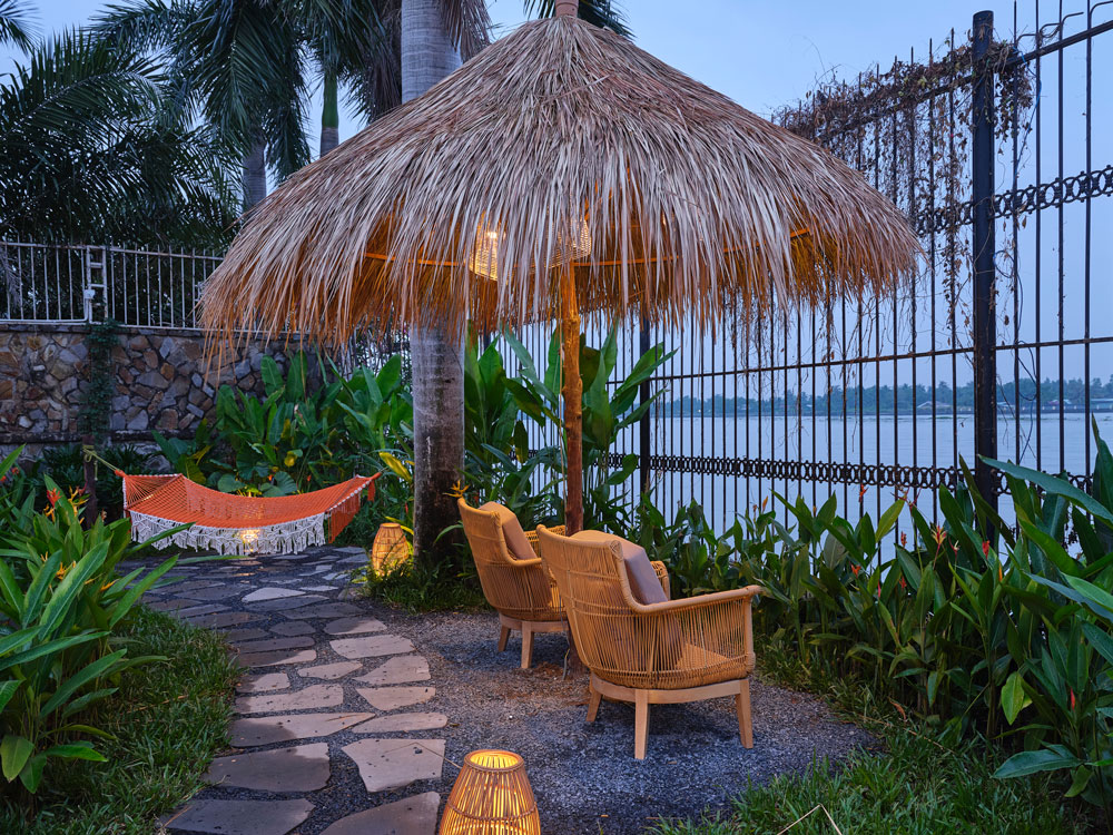 IMG CHOI AN UONG VIEW SONG