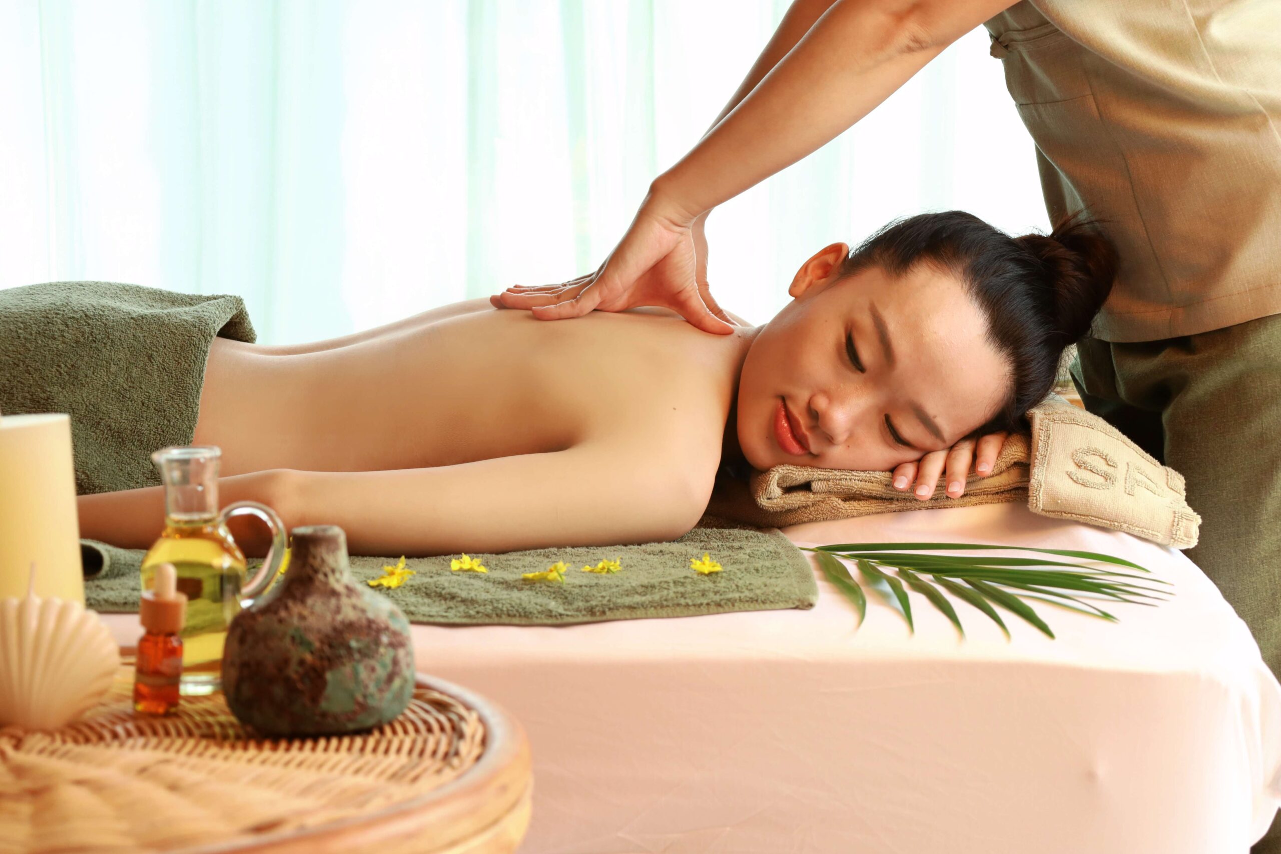 MASSAGE DAU AROMA 2 scaled