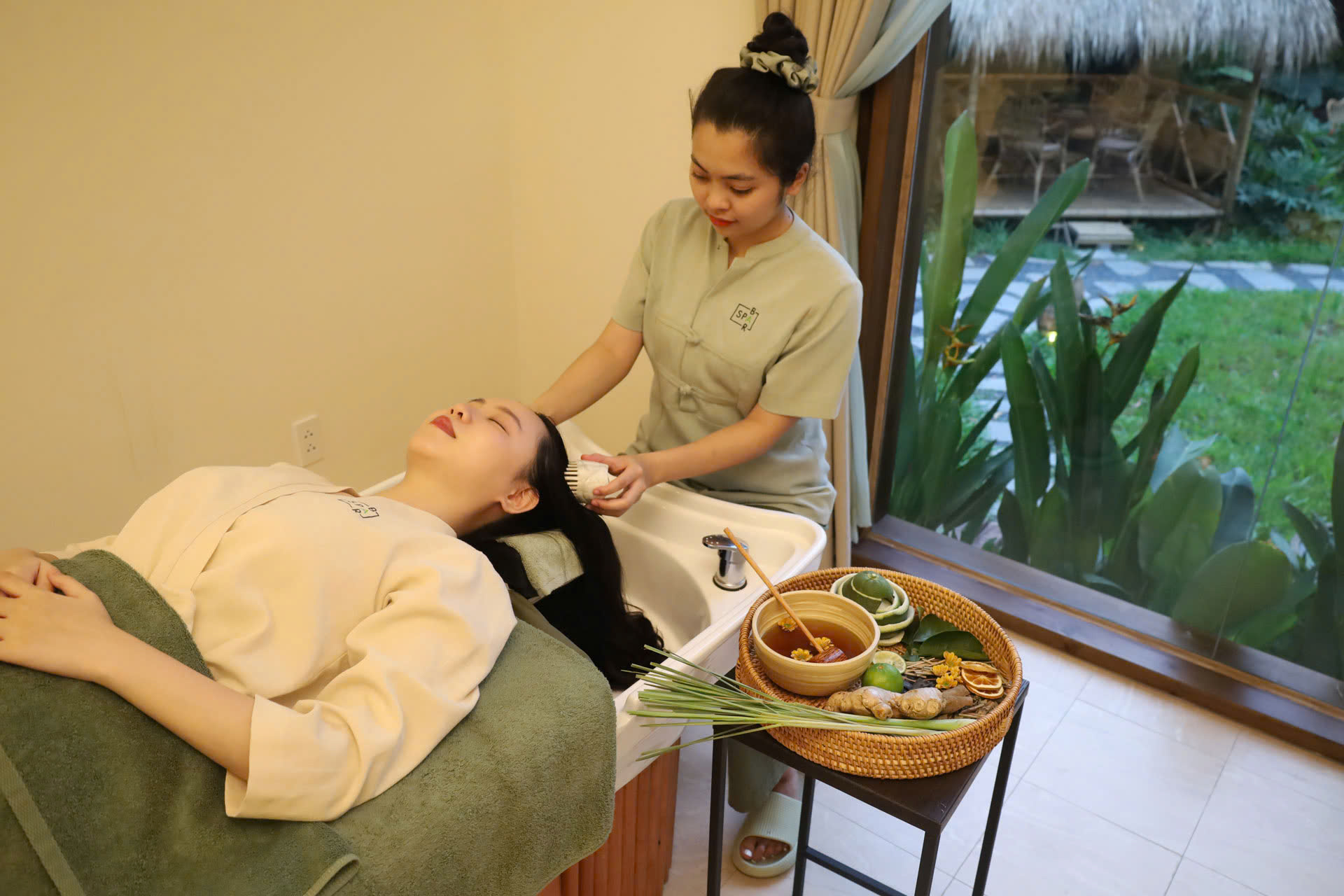 z7012771546387 6ac8c824e3765e8bd3d9d9fe3fb32c25