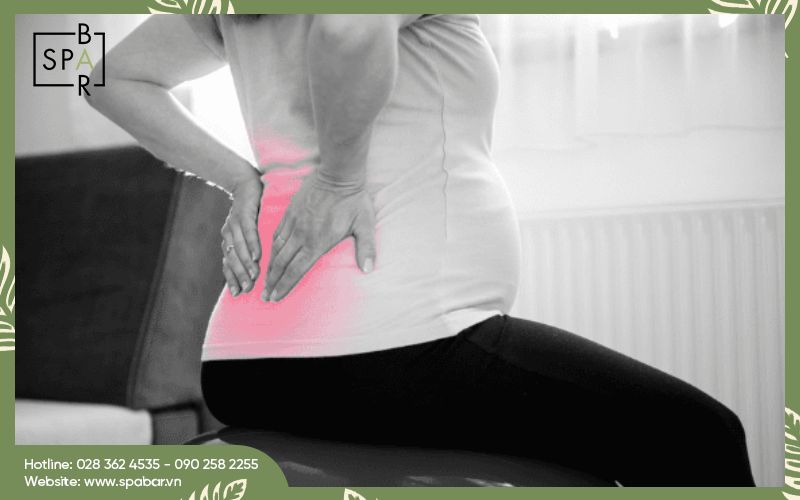 ba bau co duoc dung may massage lung khong 2 Nguyên nhân mẹ bầu bị đau lưng