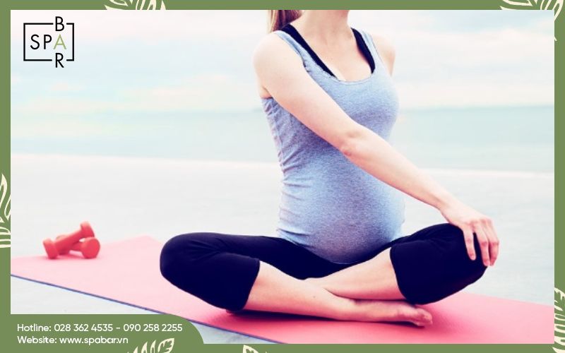 ba bau co duoc dung may massage lung khong 3 Những phương pháp giúp giảm đau lưng cho mẹ bầu