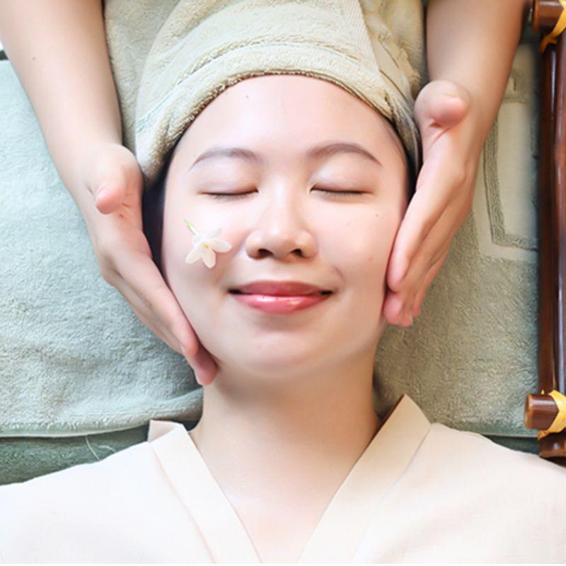 có nên đi spa chăm sóc da