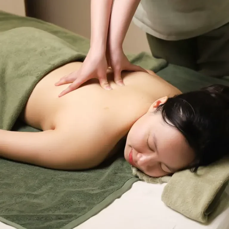 Top 12 spa massage trị liệu toàn thân thư giãn tại TPHCM
